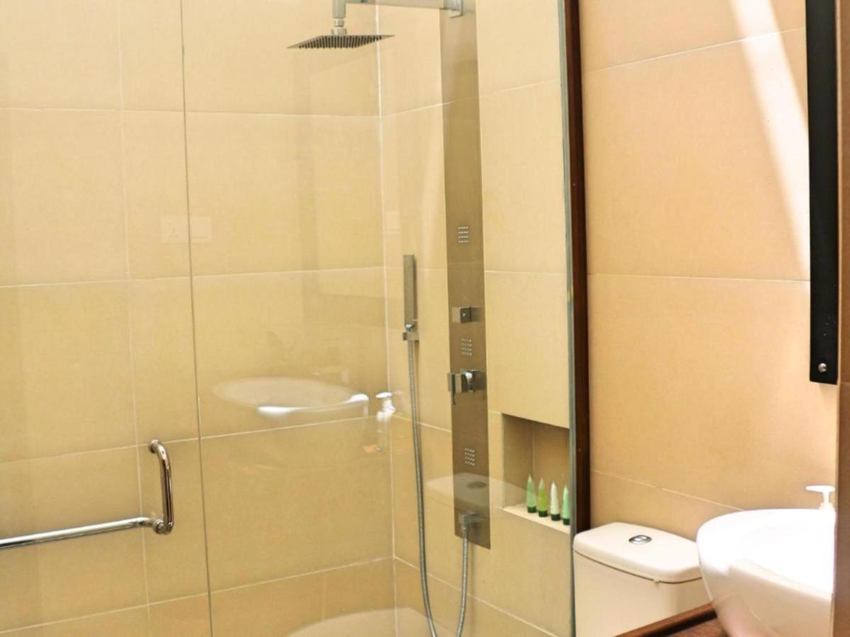 Aqua Exotica Wellness Retreat Hotel Gampola Ngoại thất bức ảnh