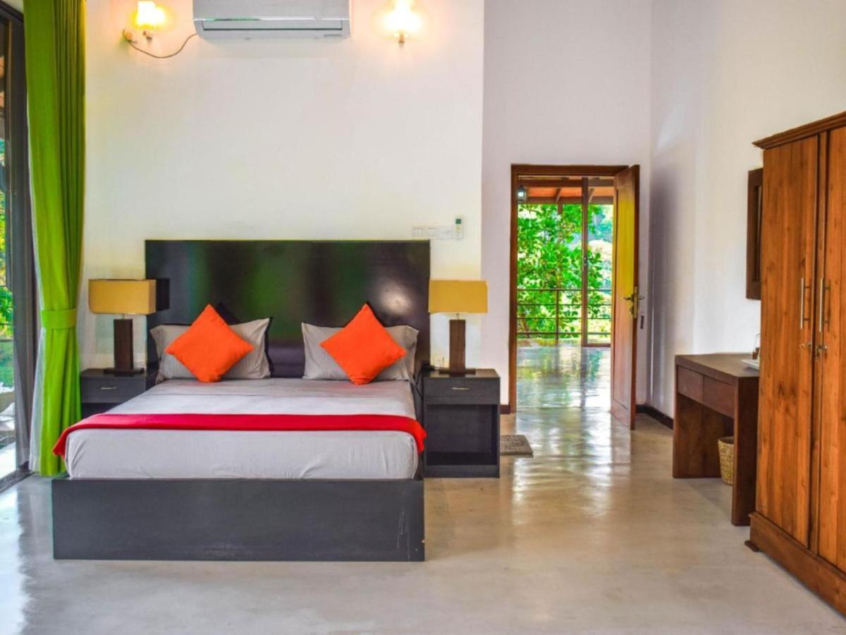 Aqua Exotica Wellness Retreat Hotel Gampola Ngoại thất bức ảnh